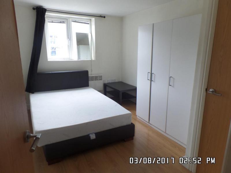Flat 3,  49 Broadway, Adamsdown, Cardiff